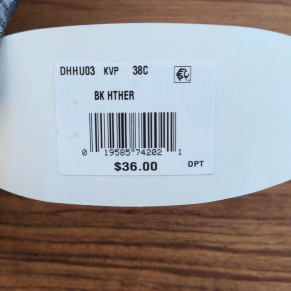 Hanes Ultimate Wireless 38C bra - Picture 3 of 3